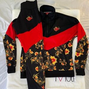 Nike Sportswear Essential Floral Printed Track Jacket and Leggings Set